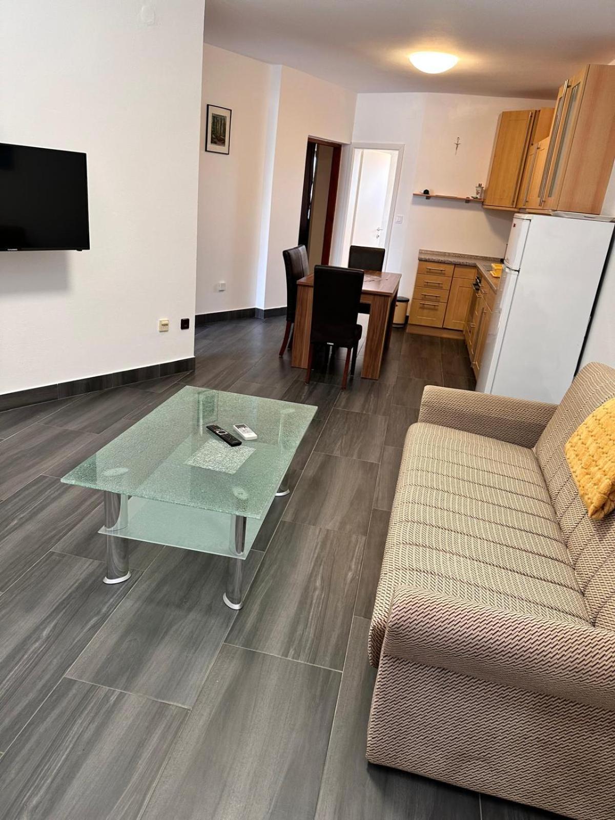 Apartman Nikola Salatić Exterior foto